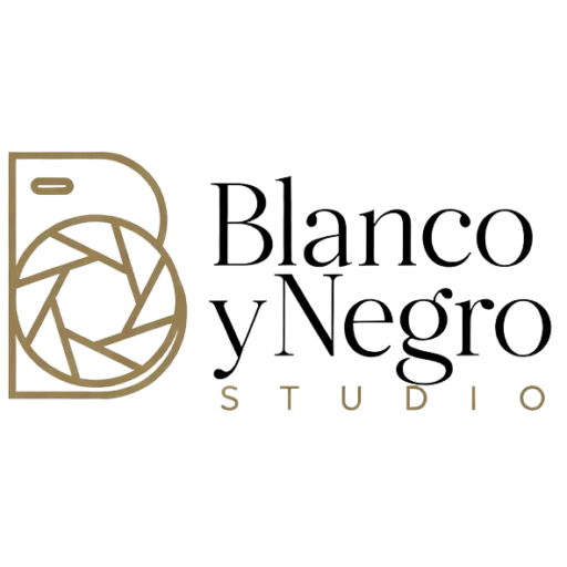 Blanco y Negro Studio